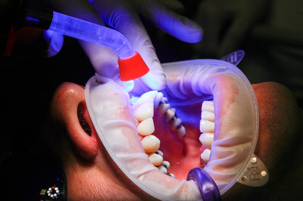 découvrez notre masque uv innovant offrant une protection optimale contre les rayons ultraviolets tout en restant confortable et respirant.